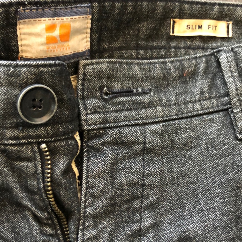 Hugo Boss 30x32 “Orange” Chinos in Black